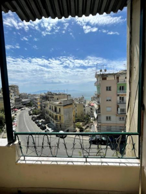 Marina's spacious family apartment Kavala